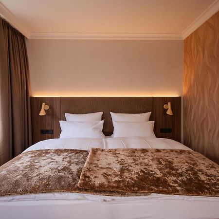 Hotel Elfbuchen Kassel Esterno foto