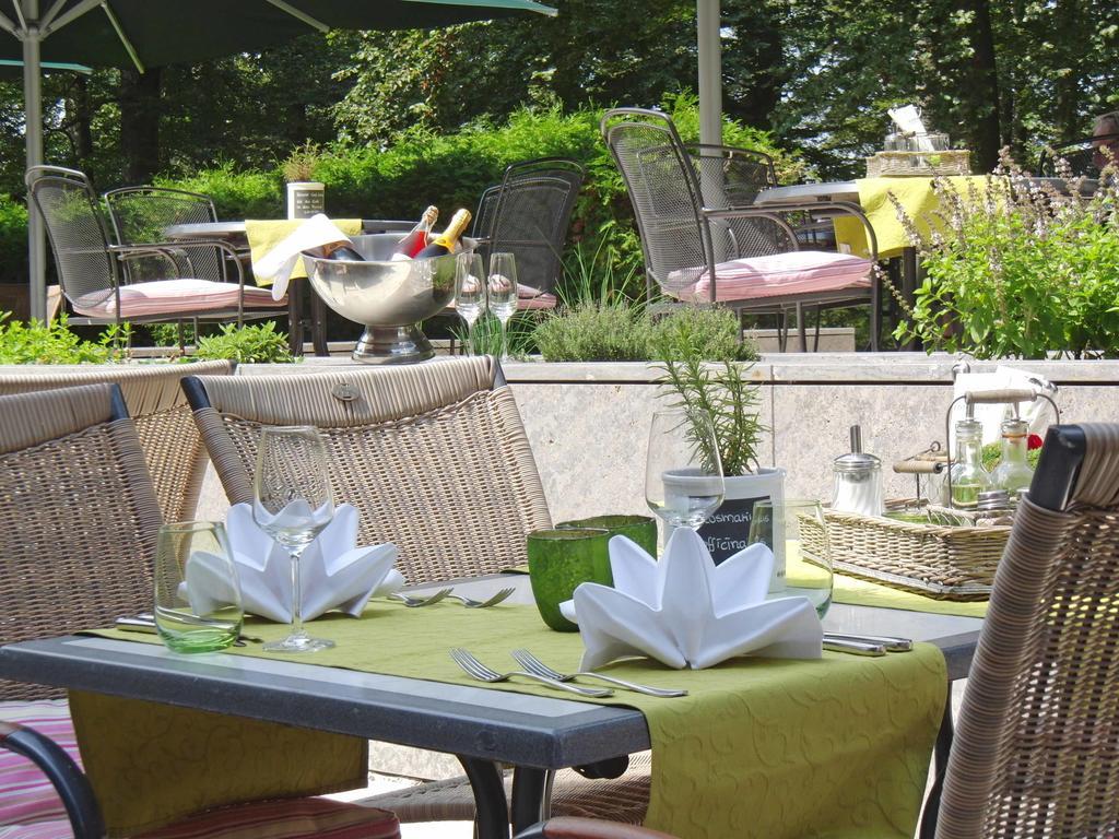 Hotel Elfbuchen Kassel Esterno foto